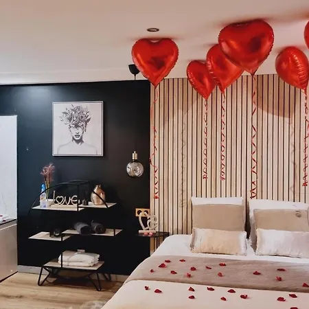 Cosy & Jacuzzi 15 Mn De Lyon Appartamento