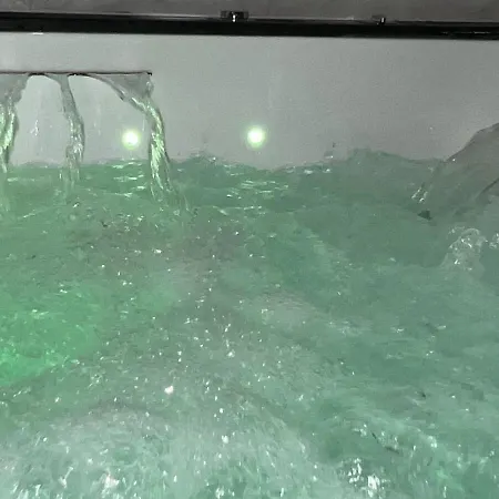 Appartamento Cosy & Jacuzzi 15 Mn De Lyon *
